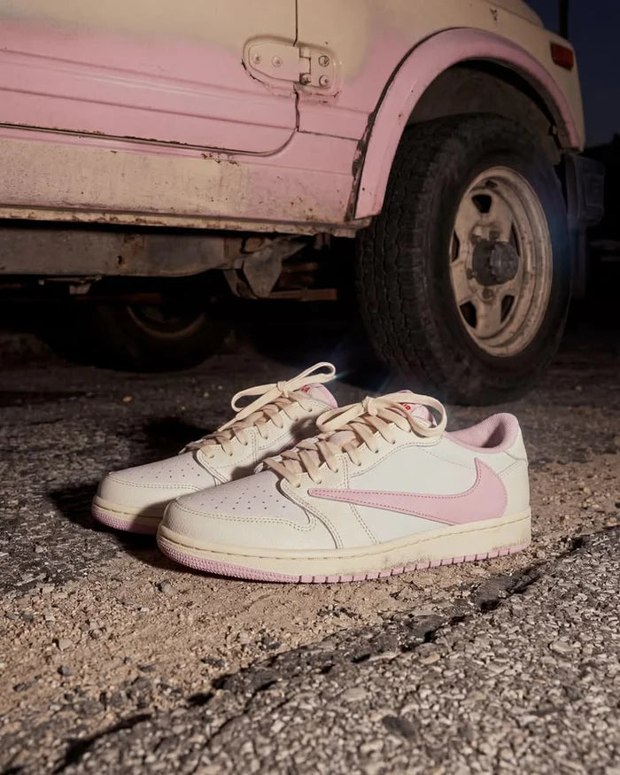 Air Jordan 1 Retro Low OG SP Travis Scott Shy Pink