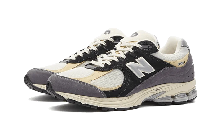 New Balance 2002R Magnet Sandstone