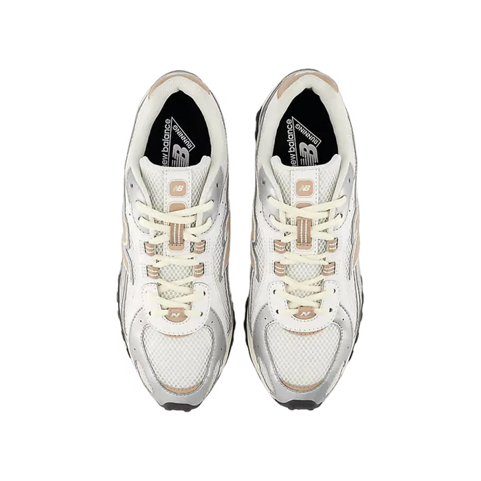 New Balance 204L Silver Metallic Flat Taupe
