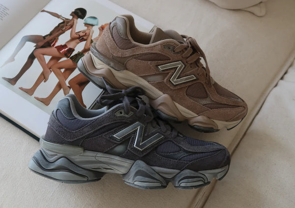 <p><em>New Balance</em> 9060</p>