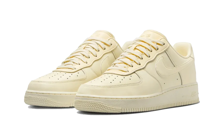 Air Force 1 Low Coconut Milk - DM0211-101