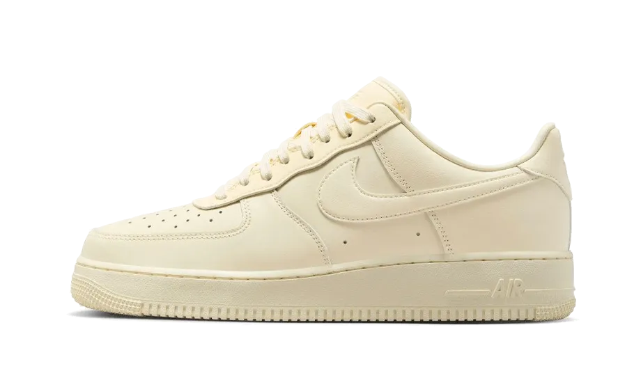 Air Force 1 Low Coconut Milk - DM0211-101