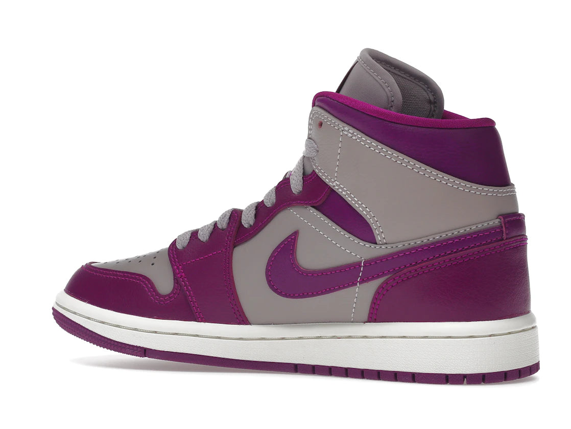 Air Jordan 1 Mid Magenta 2022