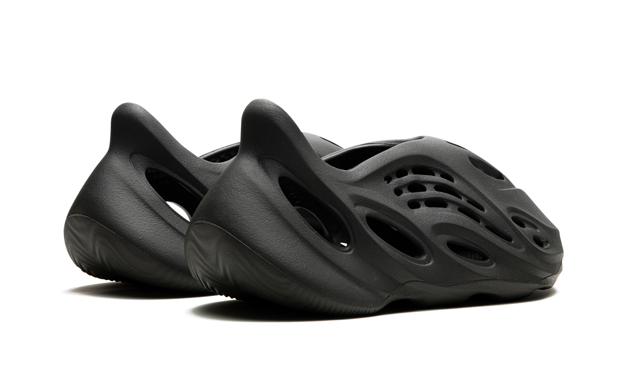 Adidas Yeezy Foam RNR Carbon - resellguru.app