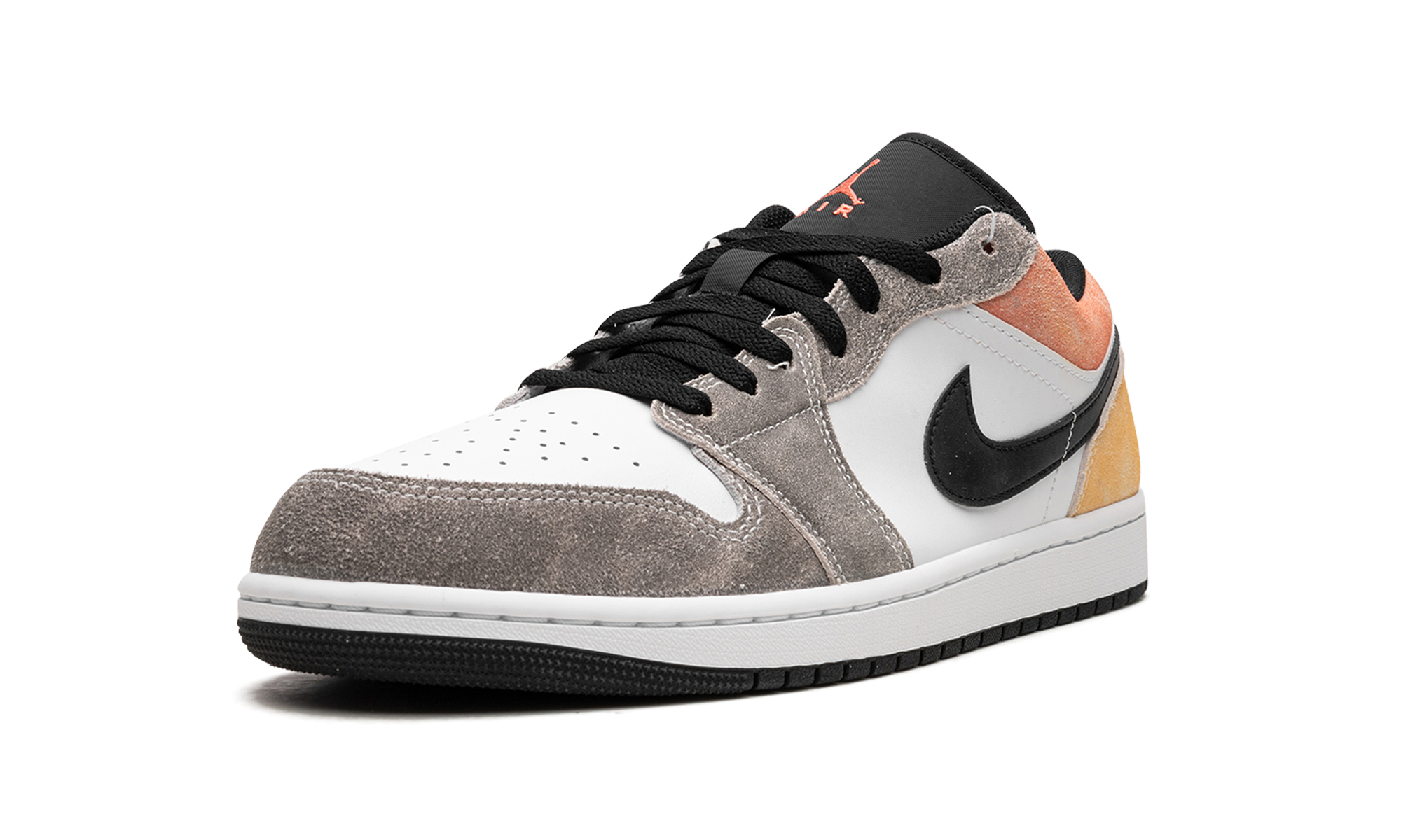 Air Jordan 1 Low SE Flight Club - resellguru.app