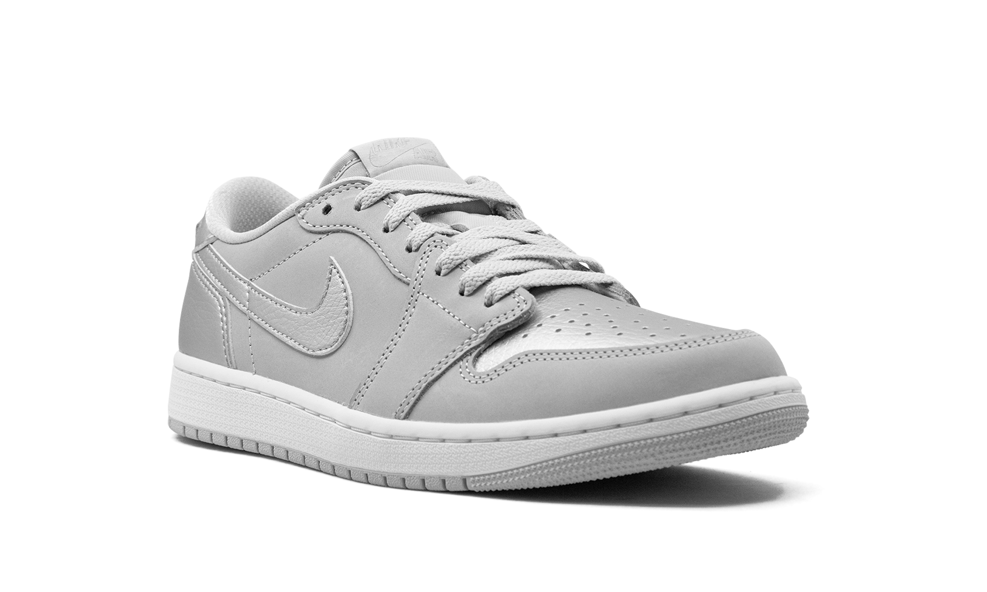 Air Jordan 1 Low OG Metallic Silver - resellguru.app