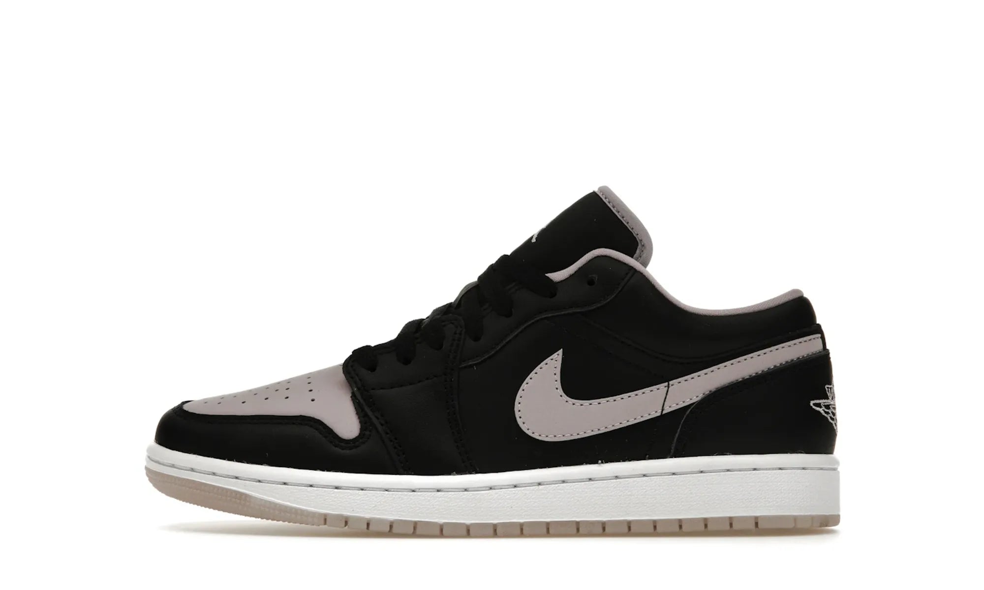 Air Jordan 1 Low SE Black Iced Lilac - resellguru.app