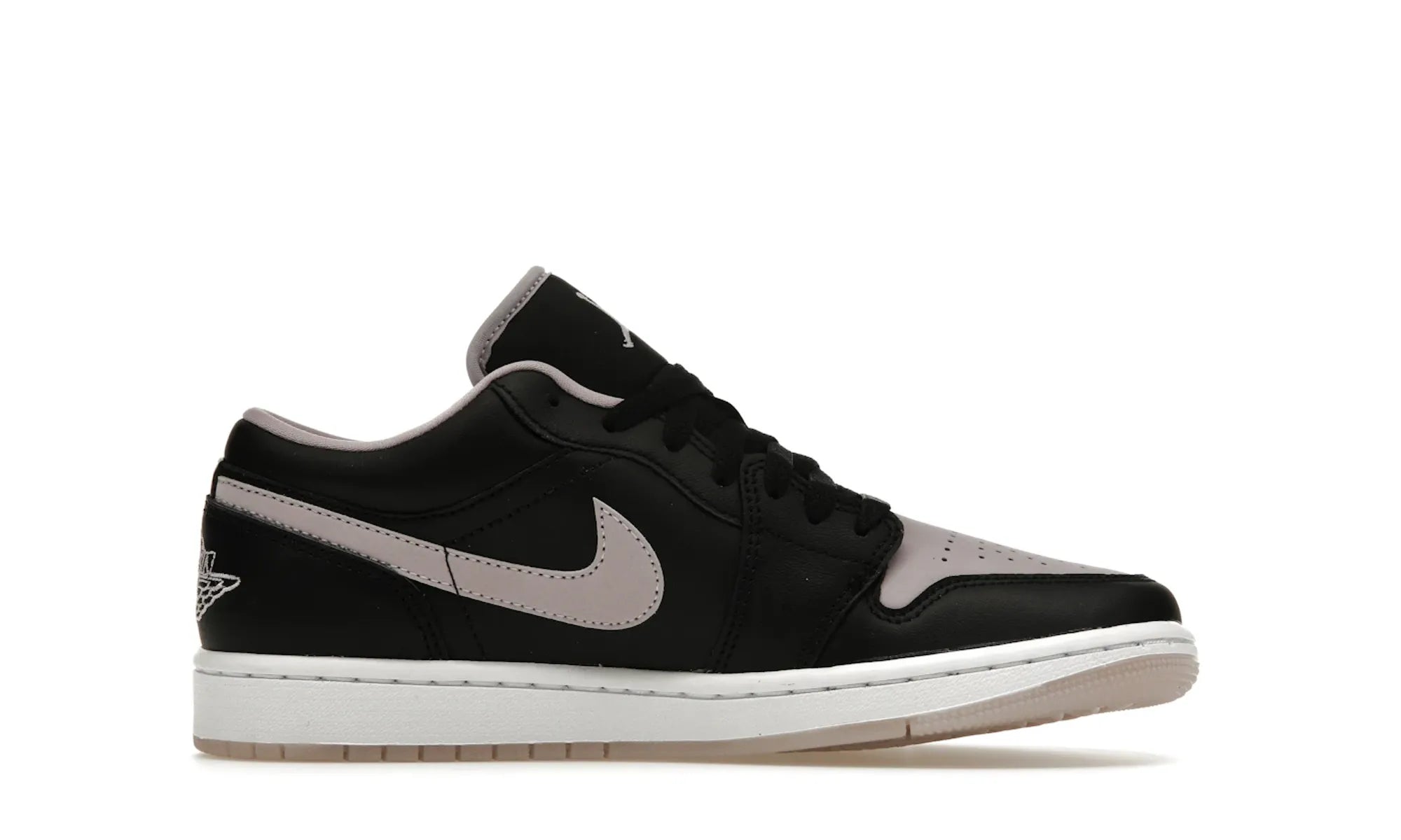 Air Jordan 1 Low SE Black Iced Lilac - resellguru.app