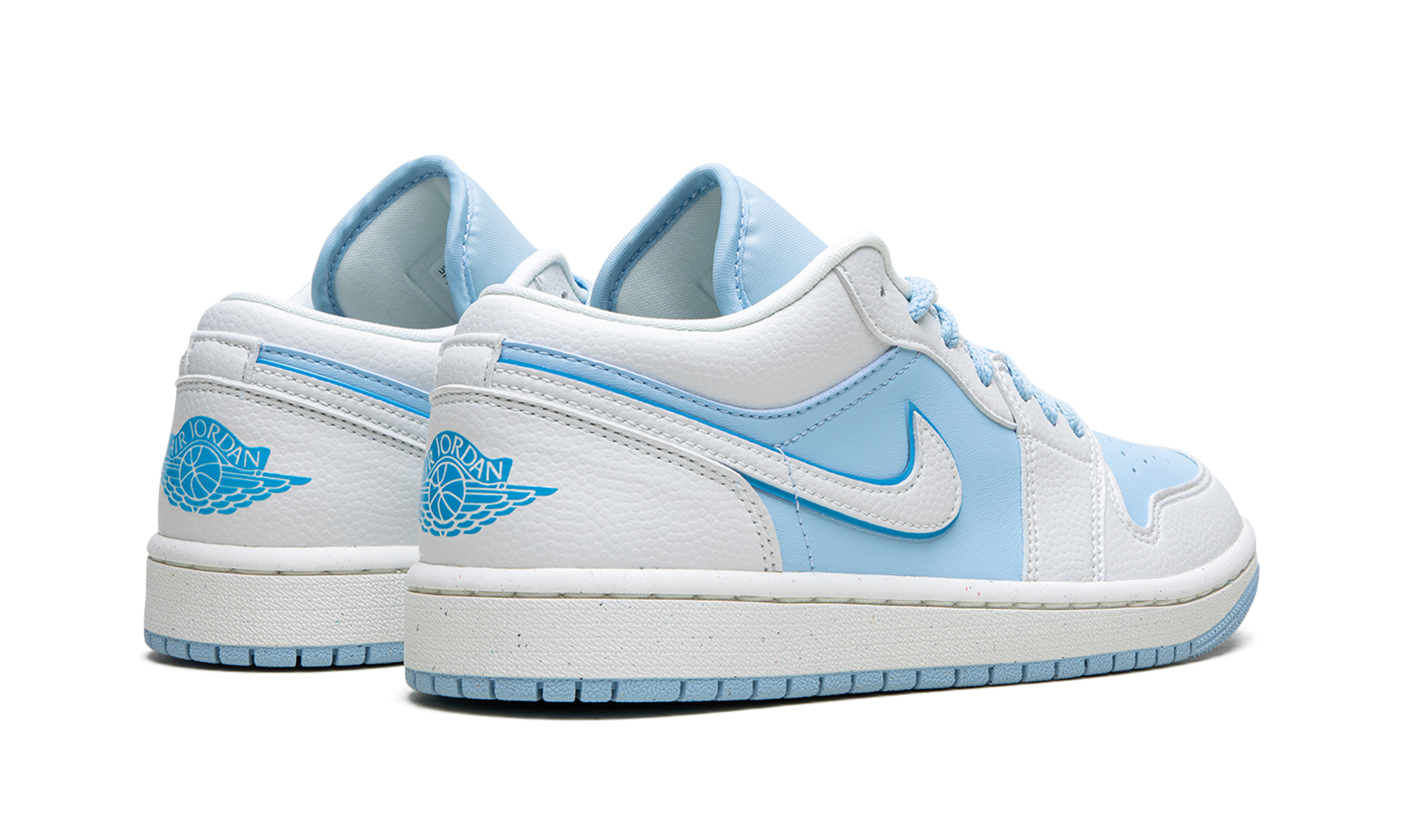 Air Jordan 1 Low SE Reverse Ice Blue - resellguru.app