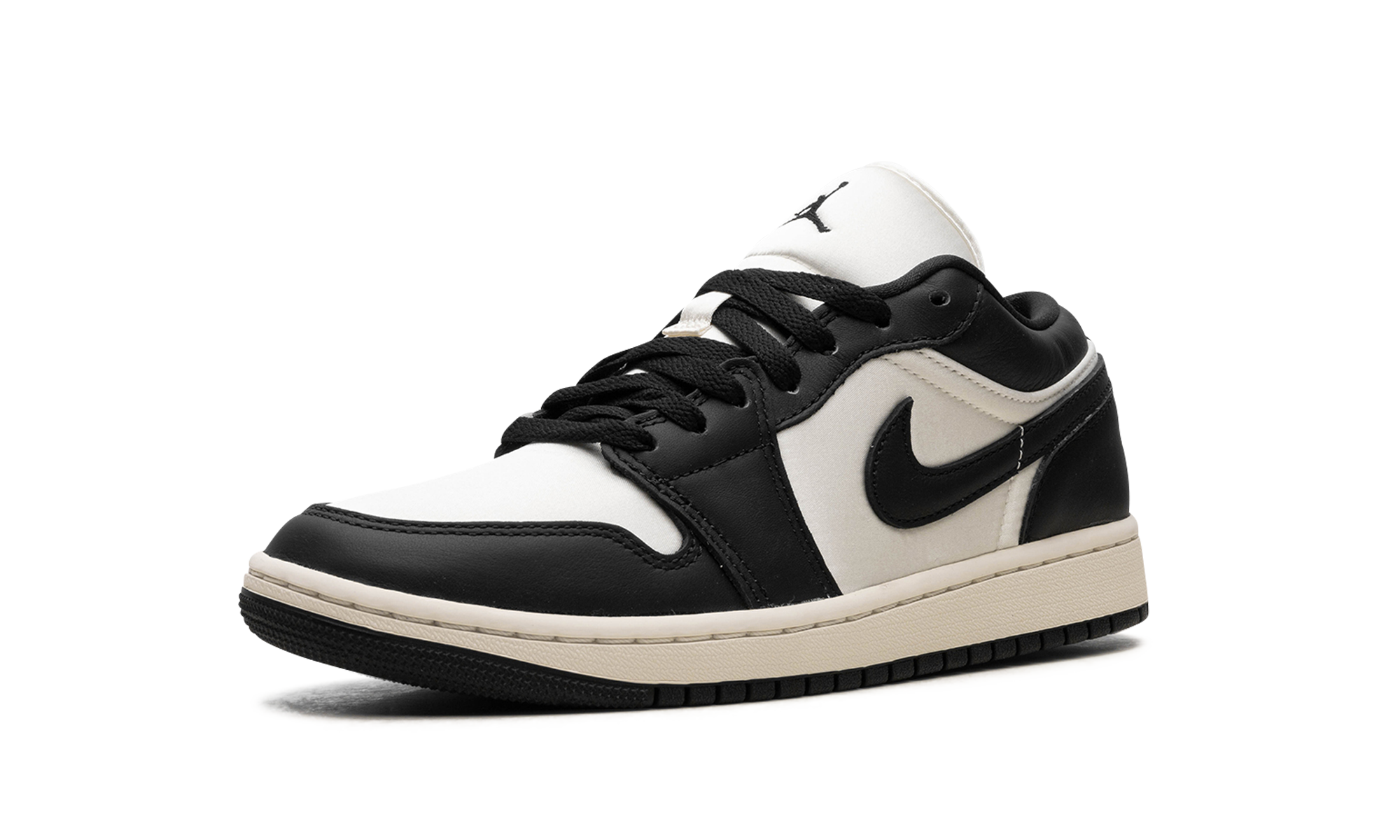 Air Jordan 1 Low SE Vintage Panda - resellguru.app