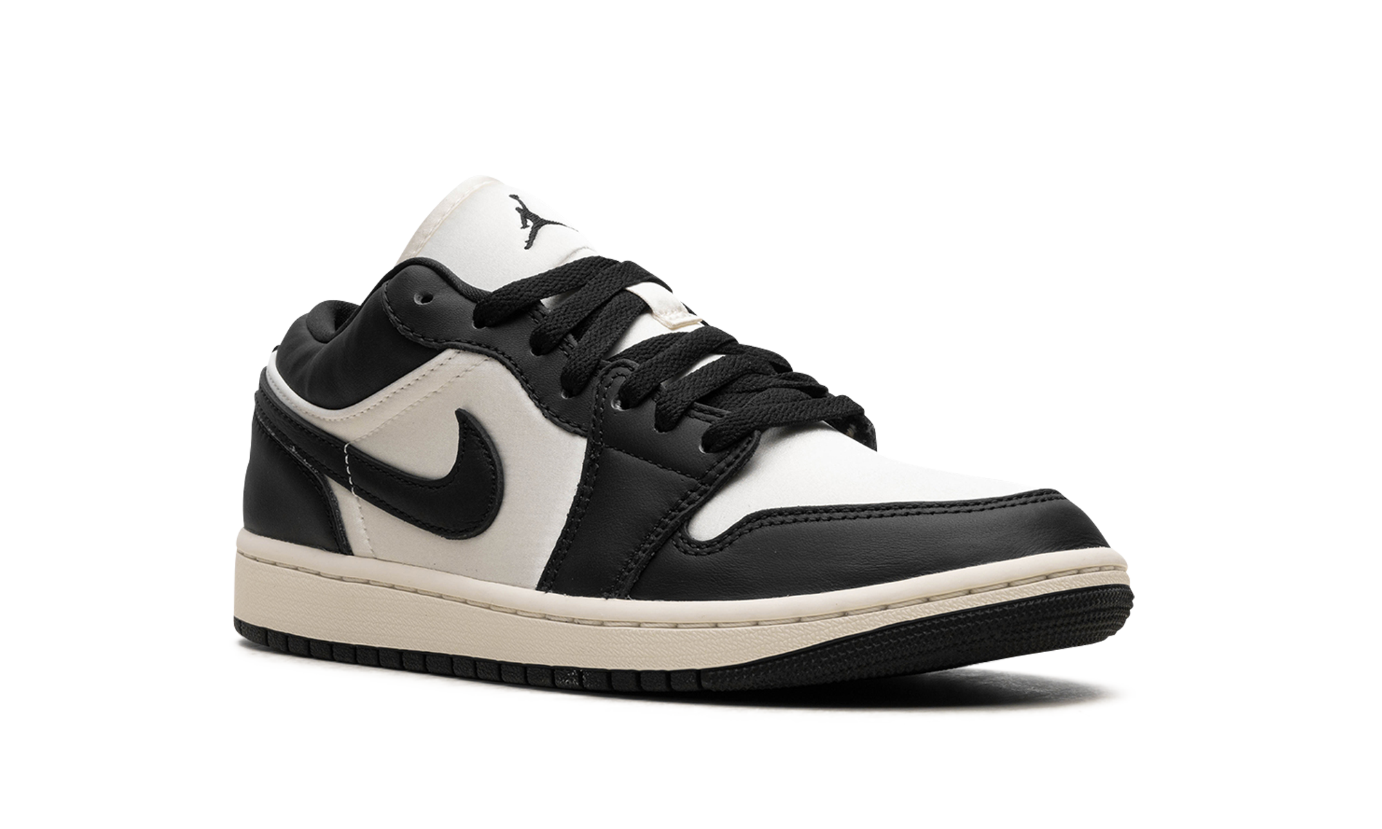 Air Jordan 1 Low SE Vintage Panda - resellguru.app