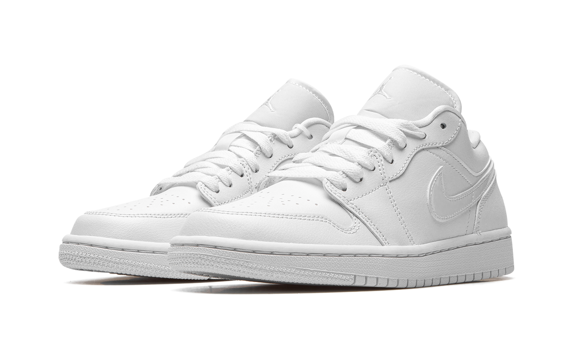 Air Jordan 1 Low Triple White (2022) - resellguru.app