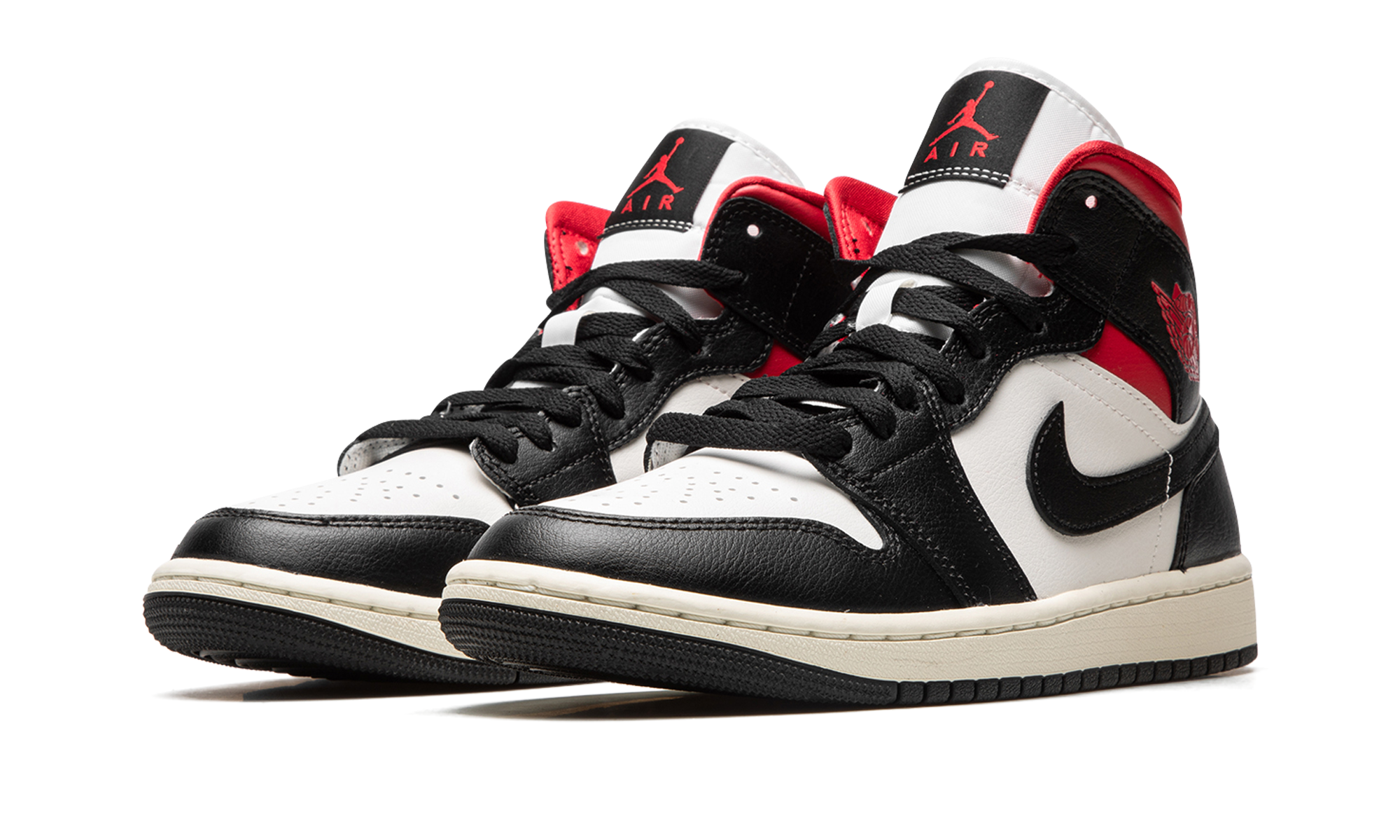 Air Jordan 1 Mid Gym Red Panda - resellguru.app