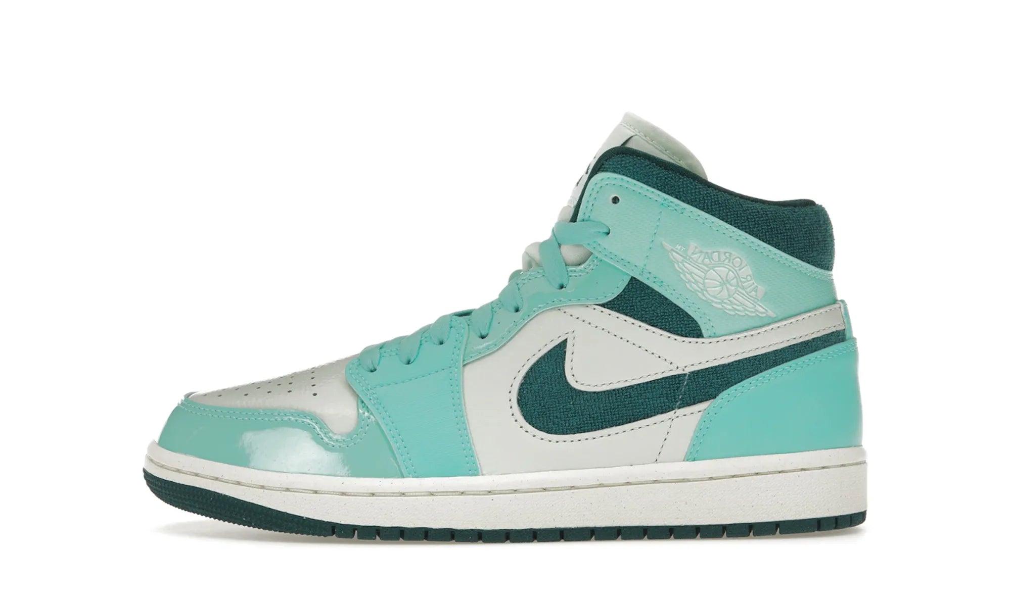 Air Jordan 1 Mid Chenille Bleached Turquoise - resellguru.app
