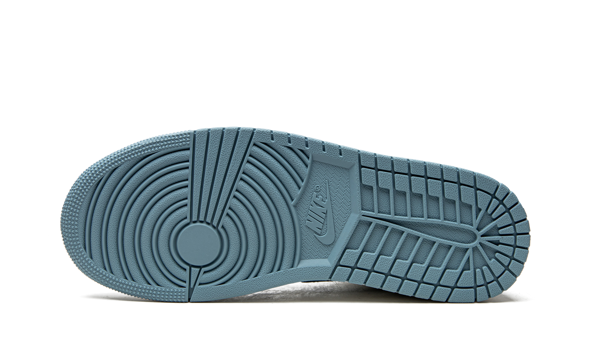 Air Jordan 1 Mid UNC (2022) - resellguru.app