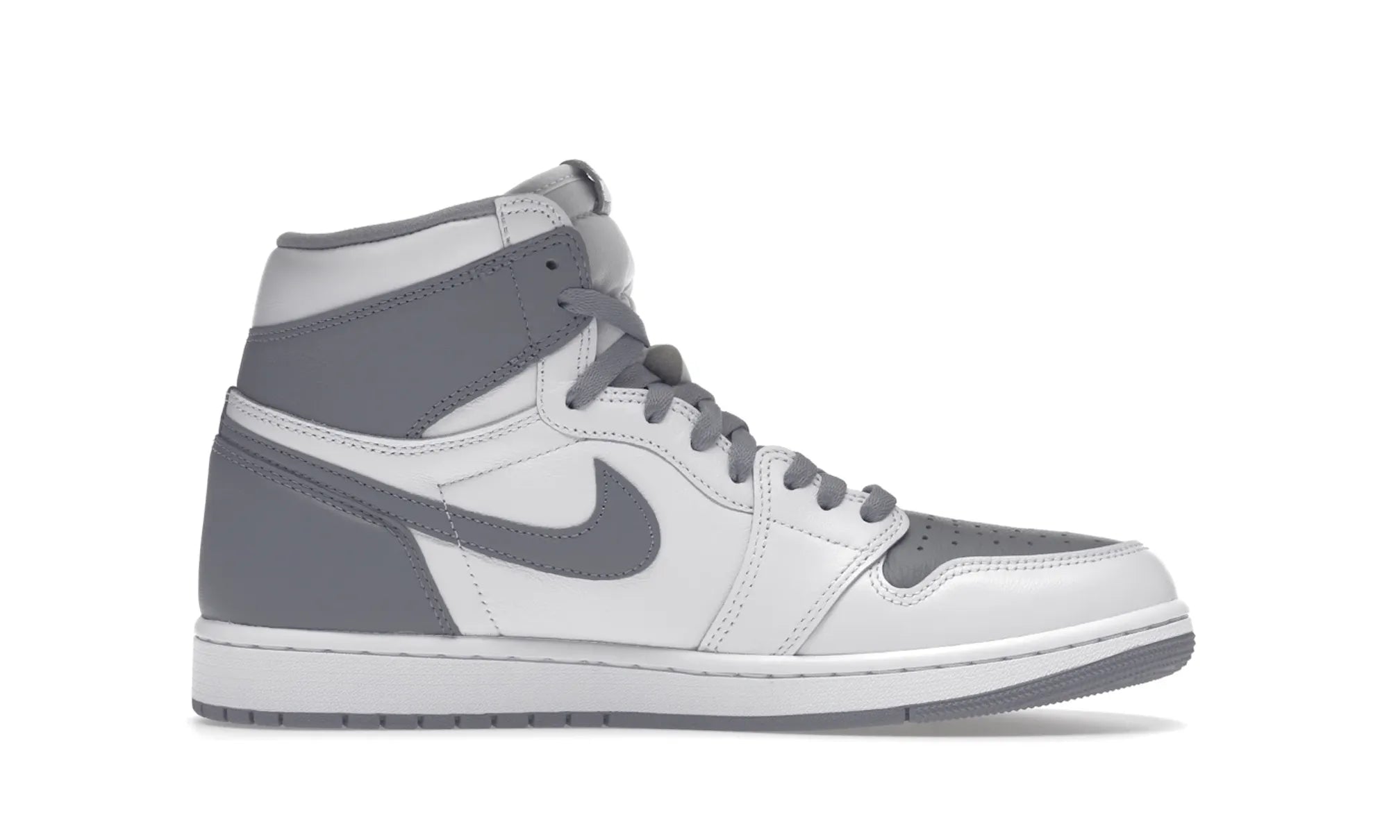Air Jordan 1 Retro High OG Stealth - resellguru.app