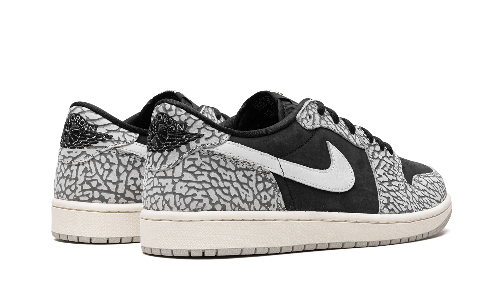 Air Jordan 1 Retro Low OG Black Cement - resellguru.app