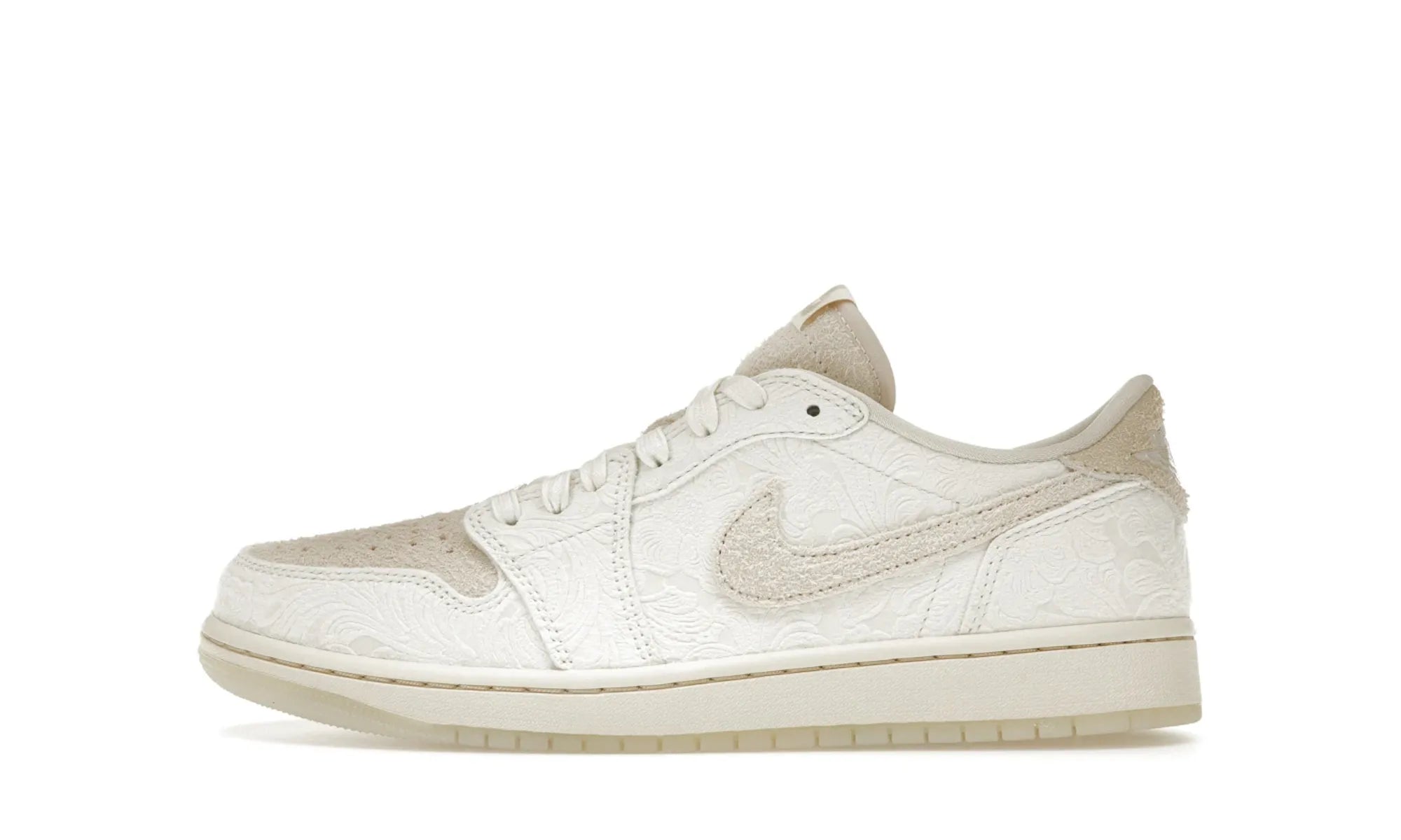 Air Jordan 1 Retro Low OG Chris Paul - resellguru.app