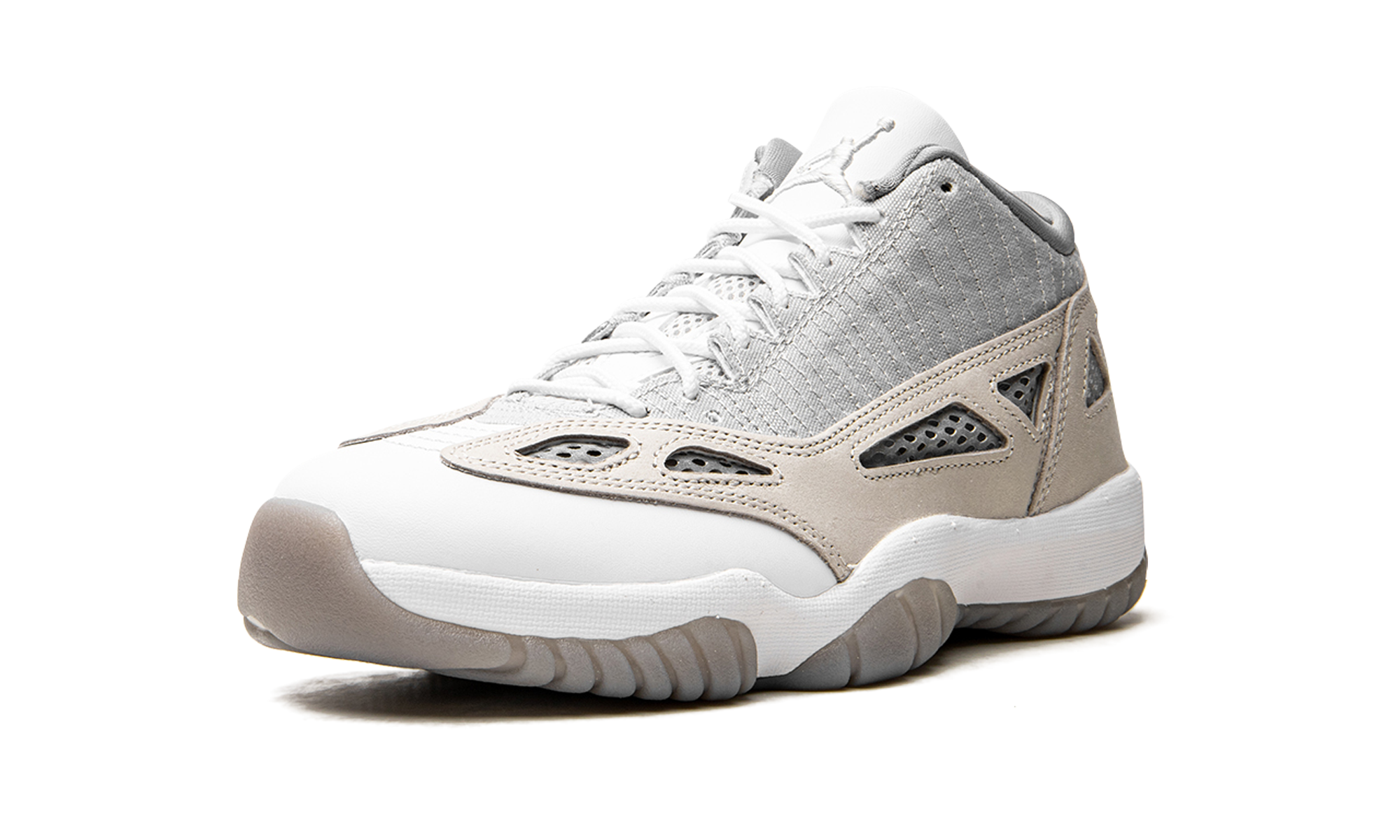 Air Jordan 11 Retro Low IE Light Orewood Brown - resellguru.app