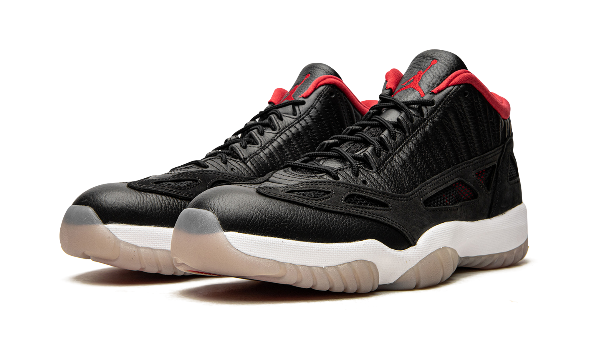 Air Jordan 11 Retro Low IE Bred (2021) - resellguru.app