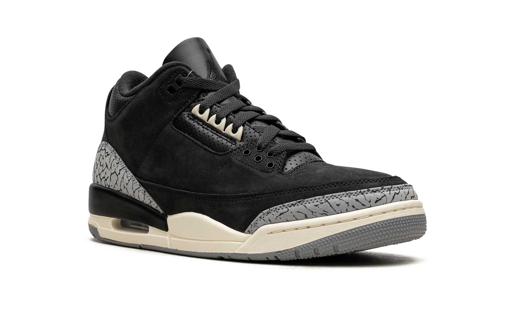 Air Jordan 3 Retro Off Noir - resellguru.app