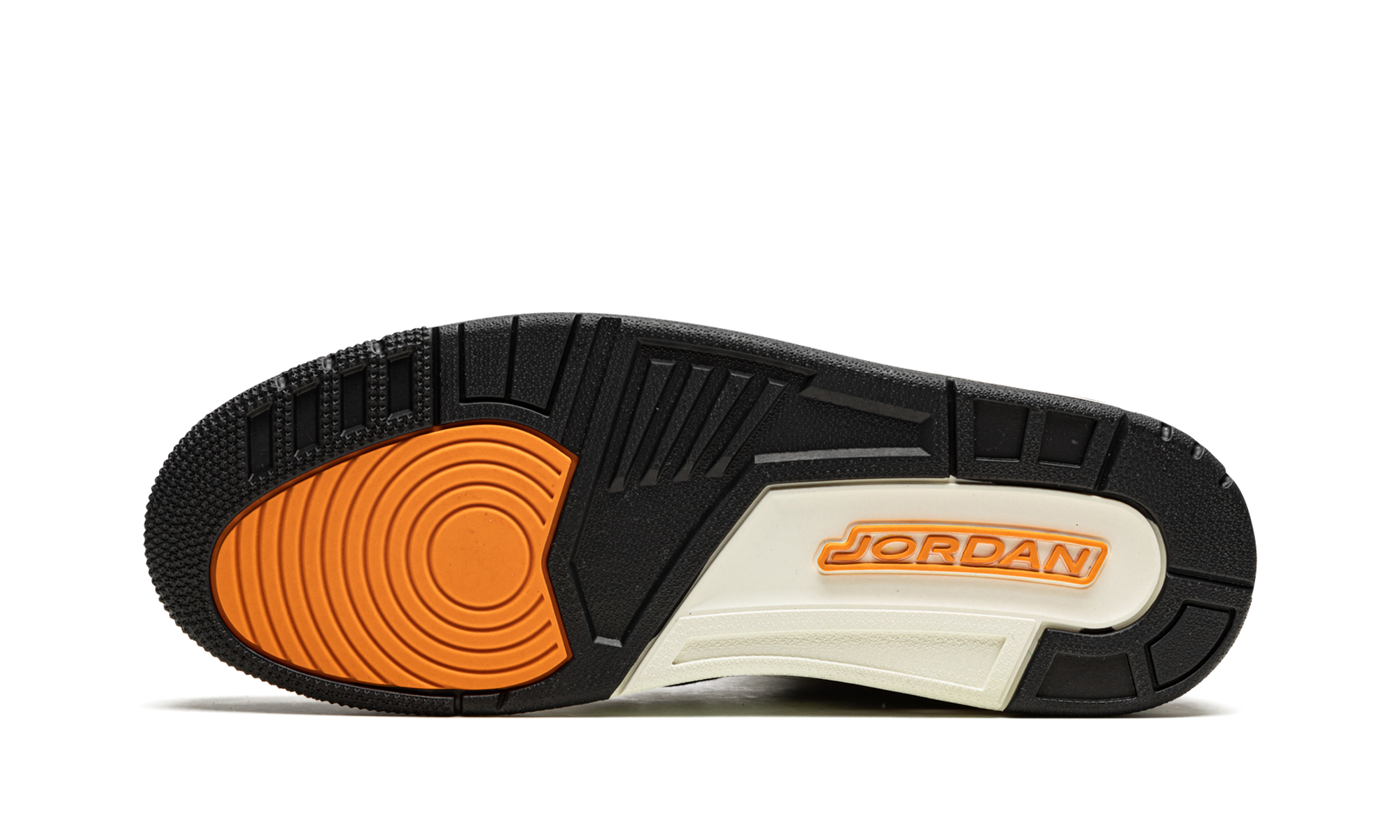 Air Jordan 3 Retro Patchwork Camo - resellguru.app