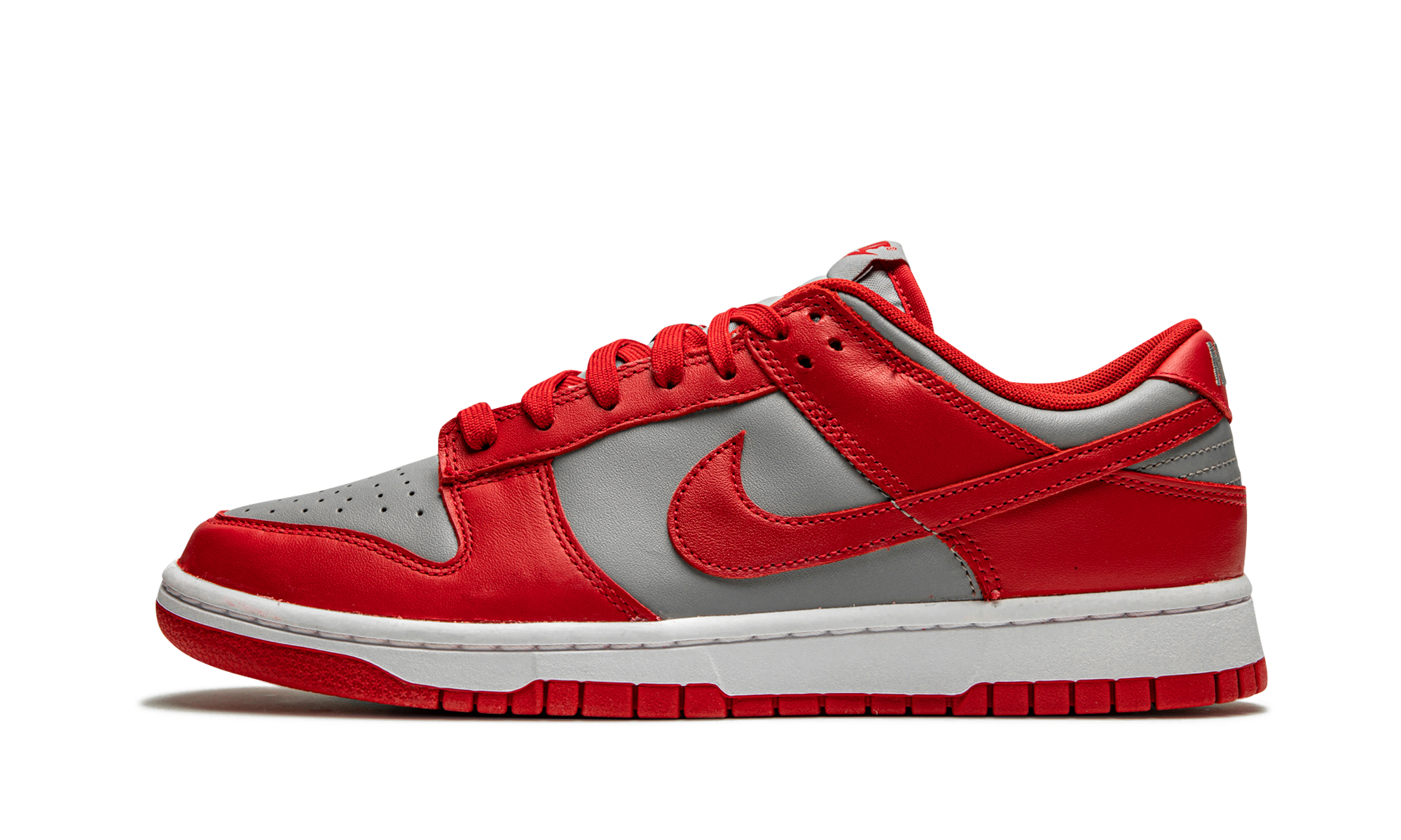 Nike Dunk Low Retro UNLV (2021) - resellguru.app