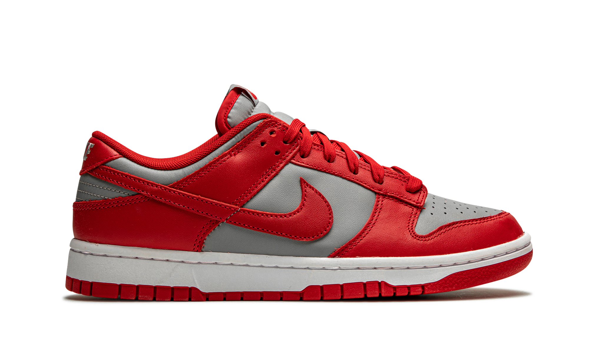 Nike Dunk Low Retro UNLV (2021) - resellguru.app