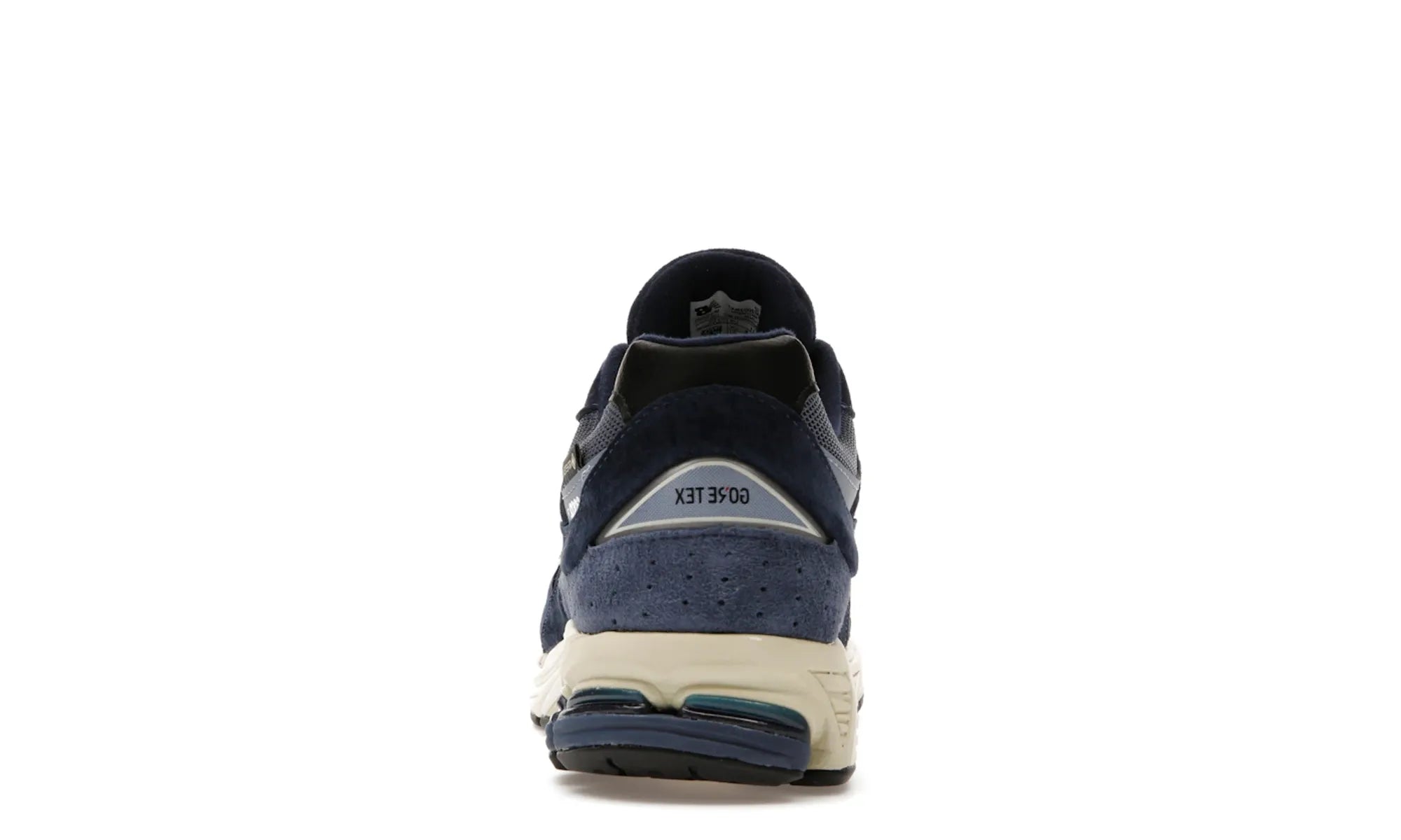 New Balance 2002R Gore-Tex Navy Arctic Grey - resellguru.app