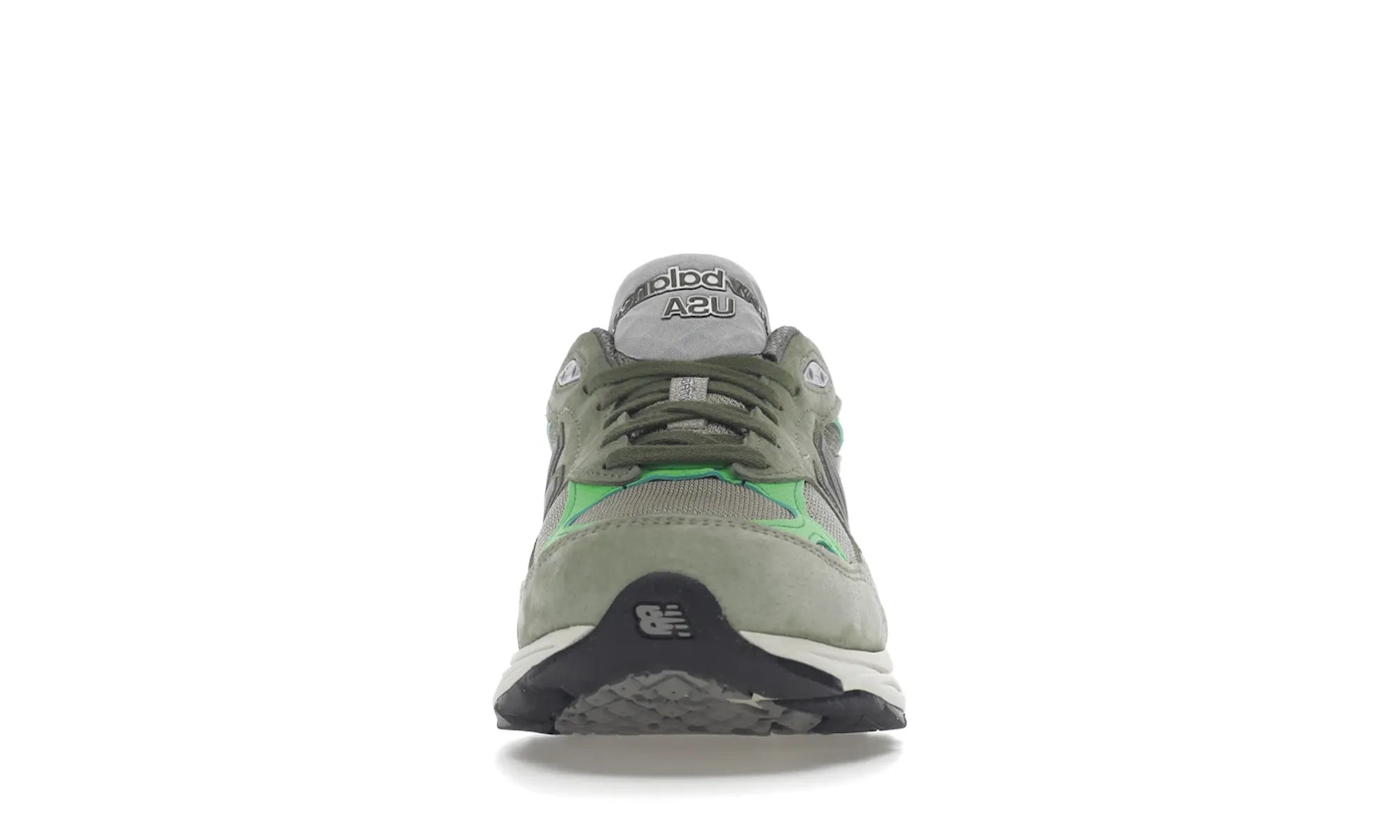 New Balance 990v3 MiUSA Patta Keep Your Family Close - resellguru.app