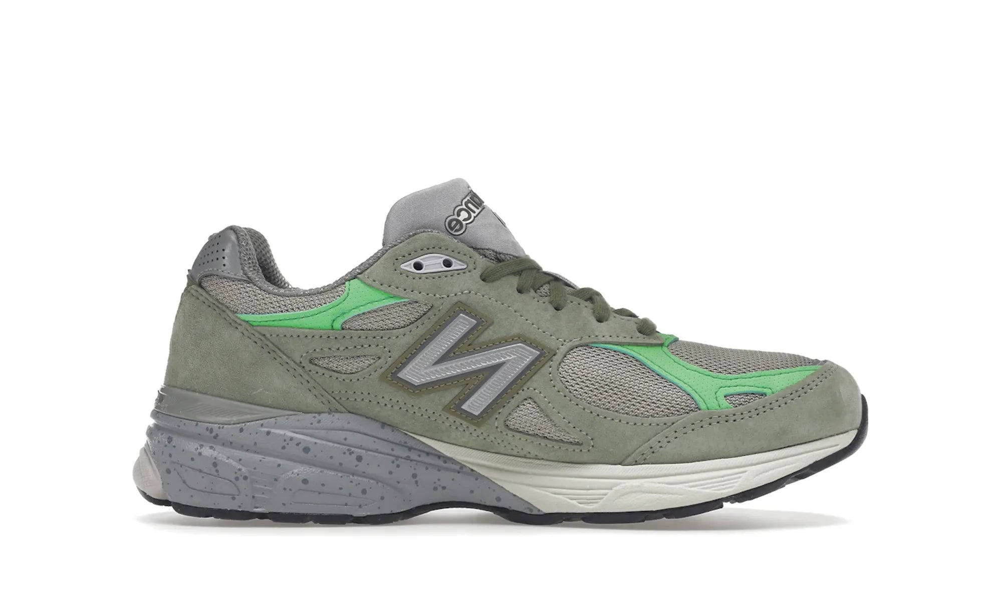 New Balance 990v3 MiUSA Patta Keep Your Family Close - resellguru.app