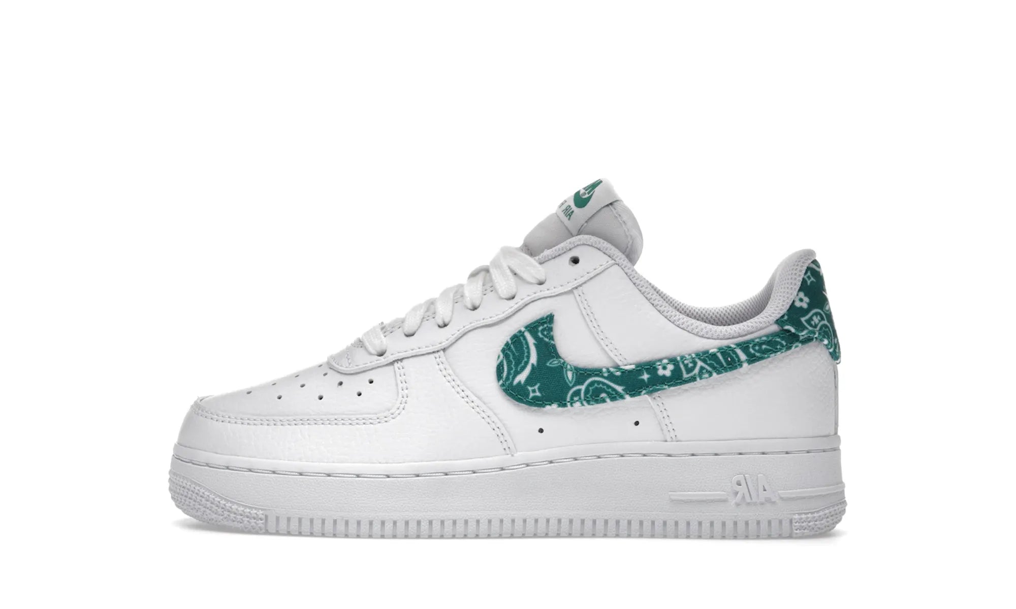 Nike Air Force 1 Low '07 Essential White Green Paisley - resellguru.app