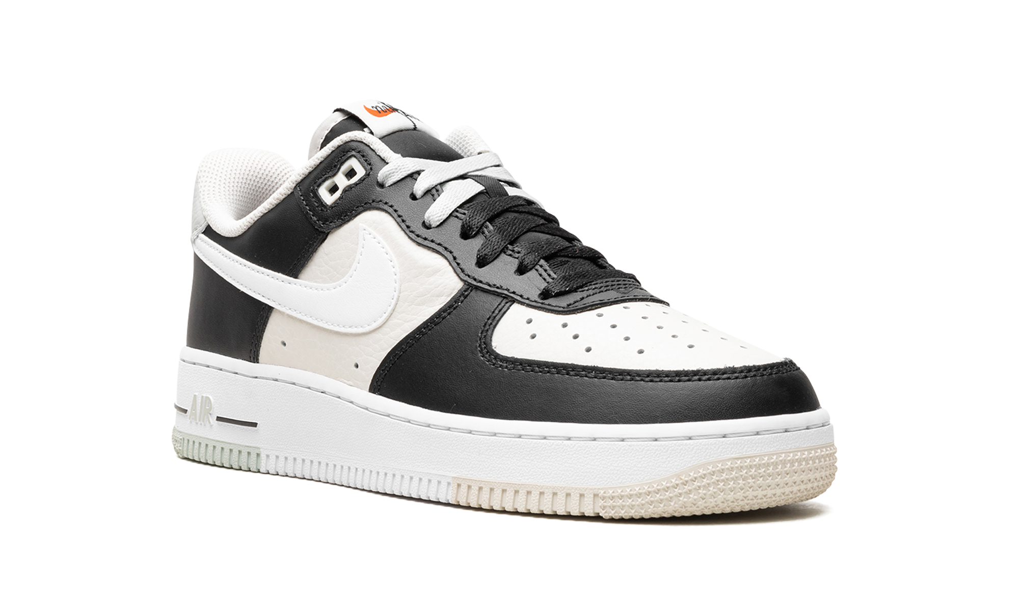 Nike Air Force 1 Low '07 LV8 Split Black Phantom - resellguru.app