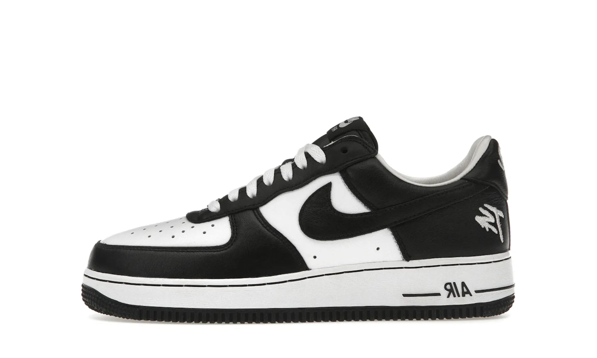 Nike Air Force 1 Low QS Terror Squad Blackout - resellguru.app