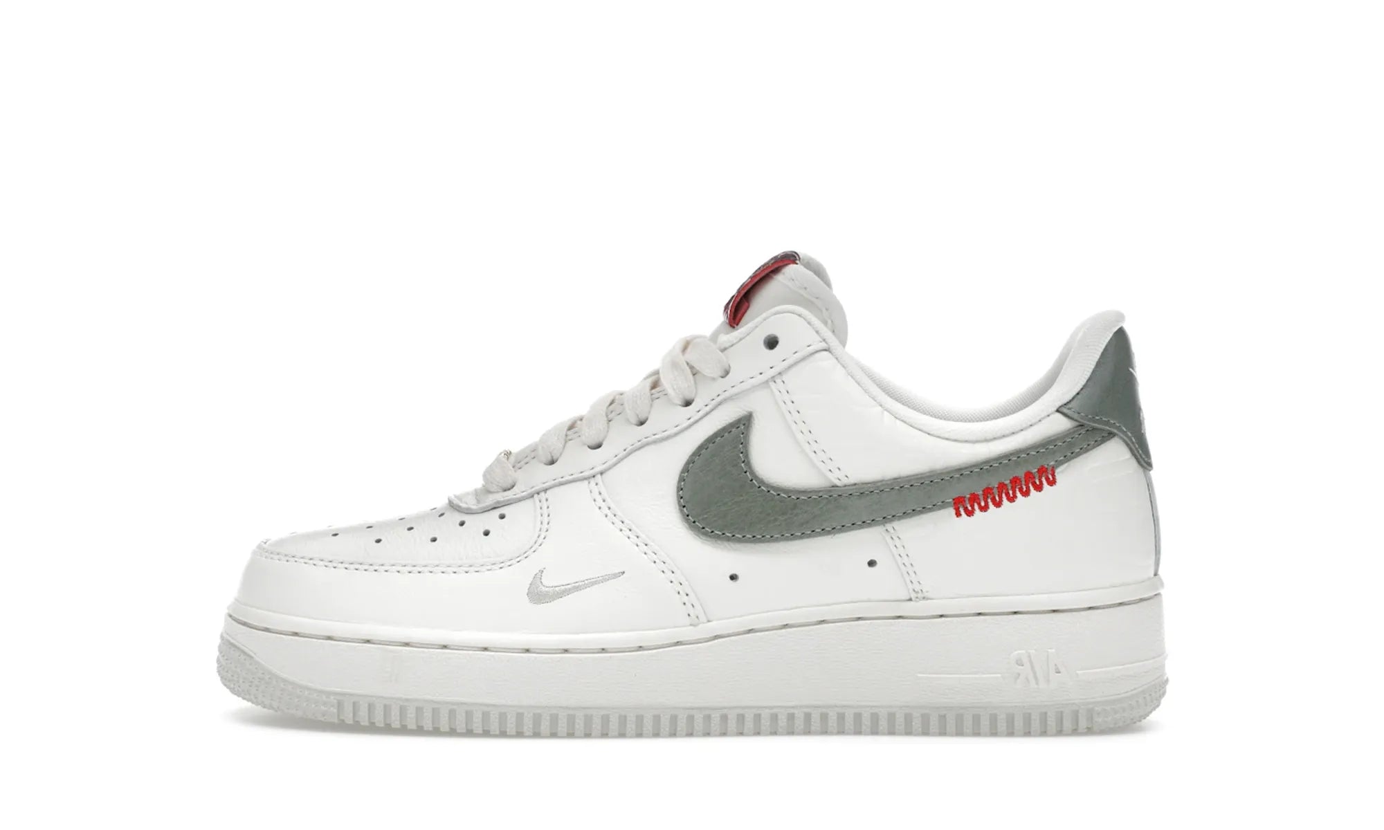 Nike Air Force 1 Low Year of the Snake - resellguru.app