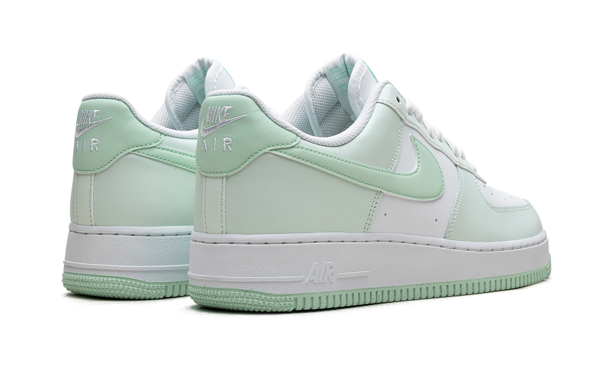 Nike Air Force 1 Low '07 Mint Foam - resellguru.app