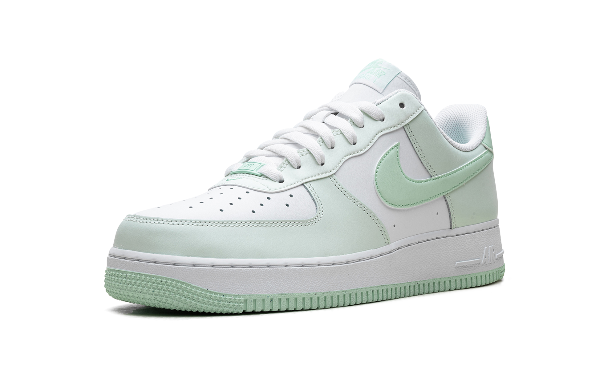 Nike Air Force 1 Low '07 Mint Foam - resellguru.app
