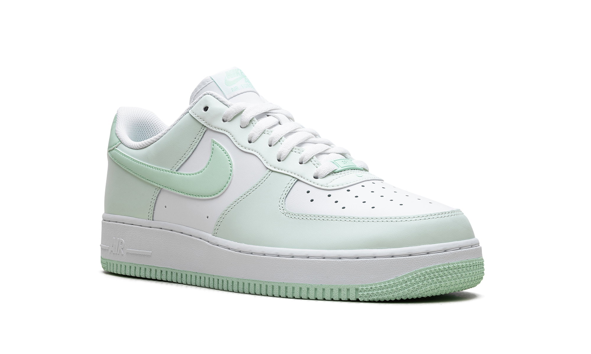 Nike Air Force 1 Low '07 Mint Foam - resellguru.app