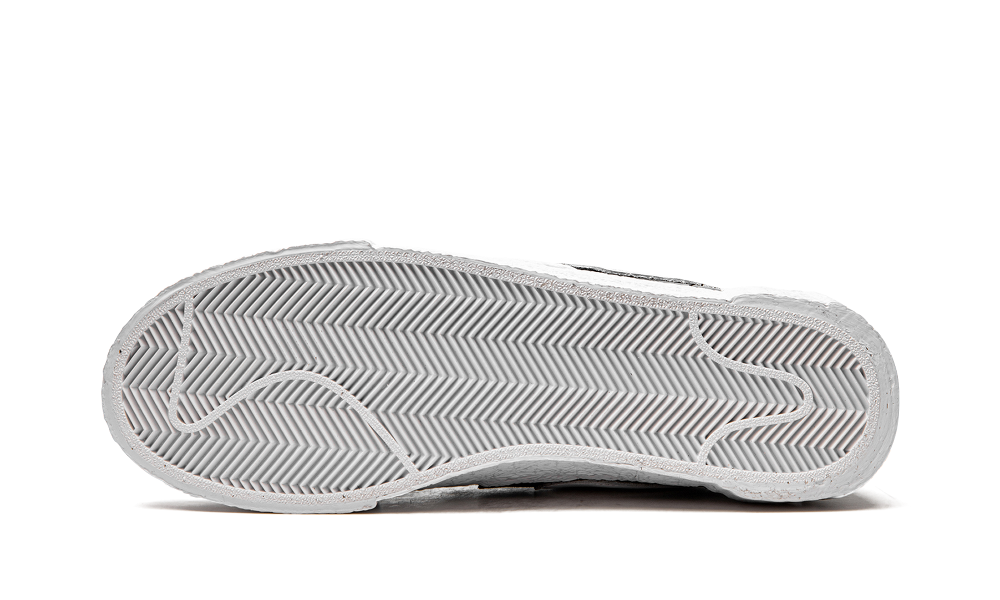 Nike Blazer Low Sacai Black Patent Leather - resellguru.app