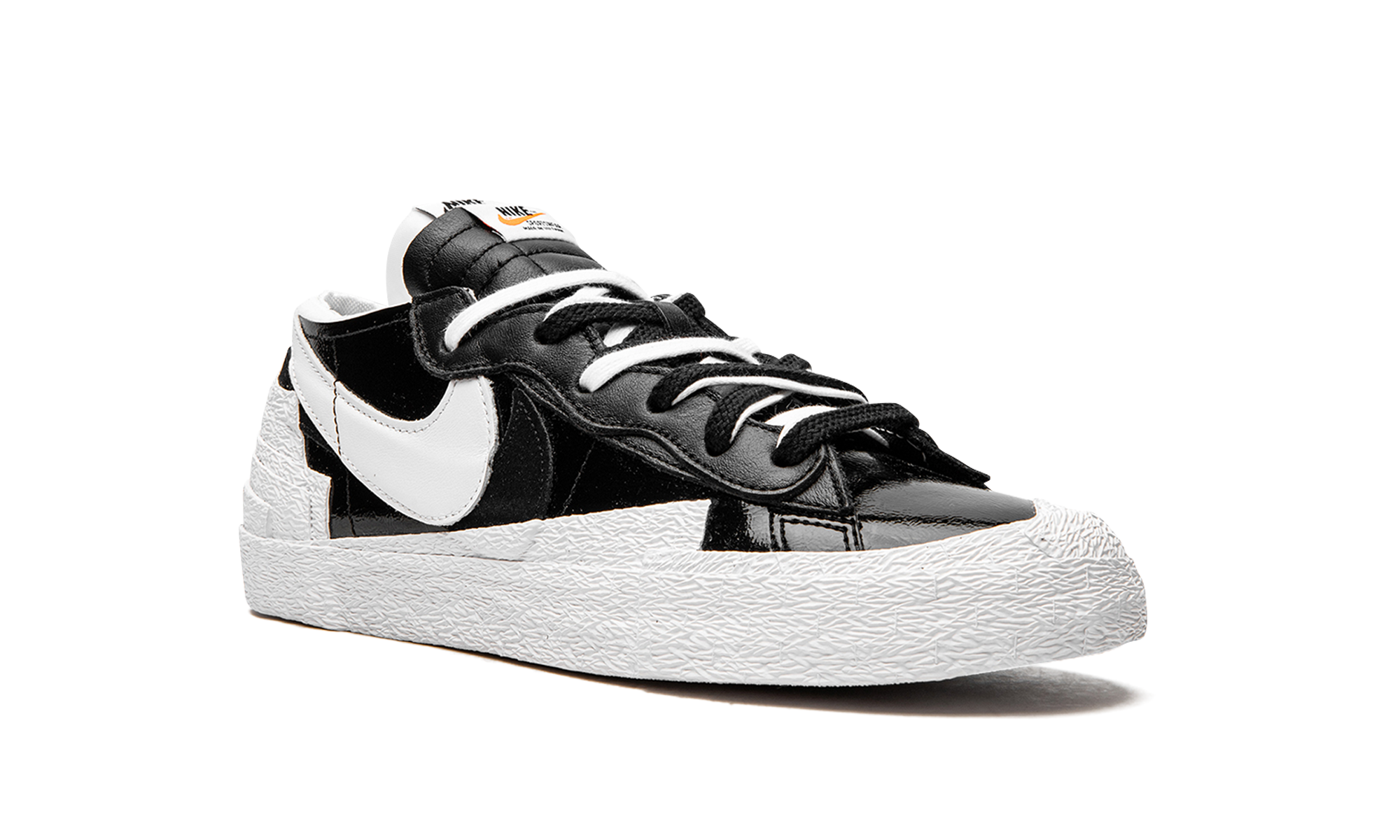 Nike Blazer Low Sacai Black Patent Leather - resellguru.app
