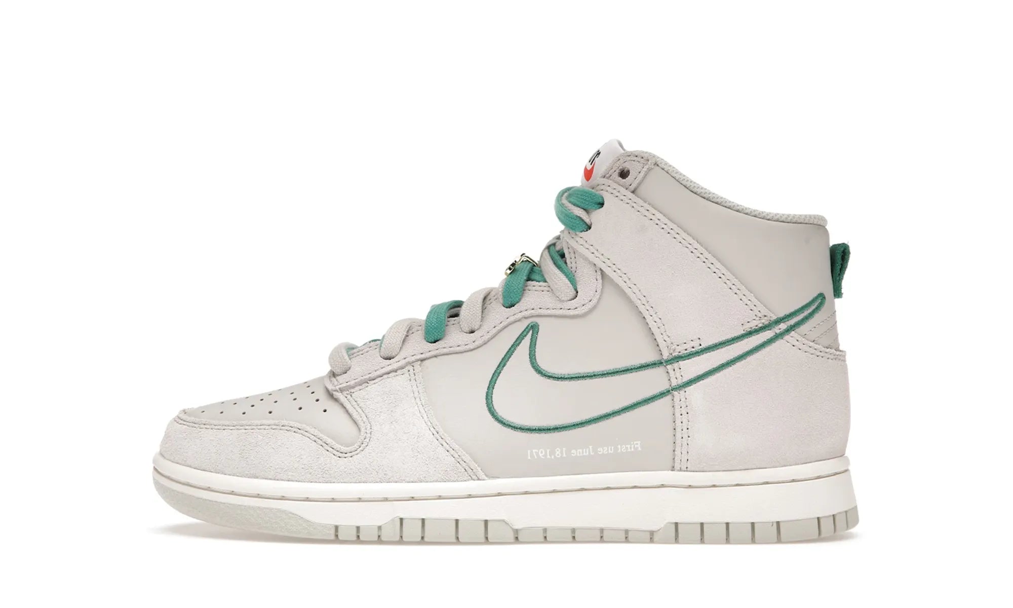 Nike Dunk High First Use Sail - resellguru.app