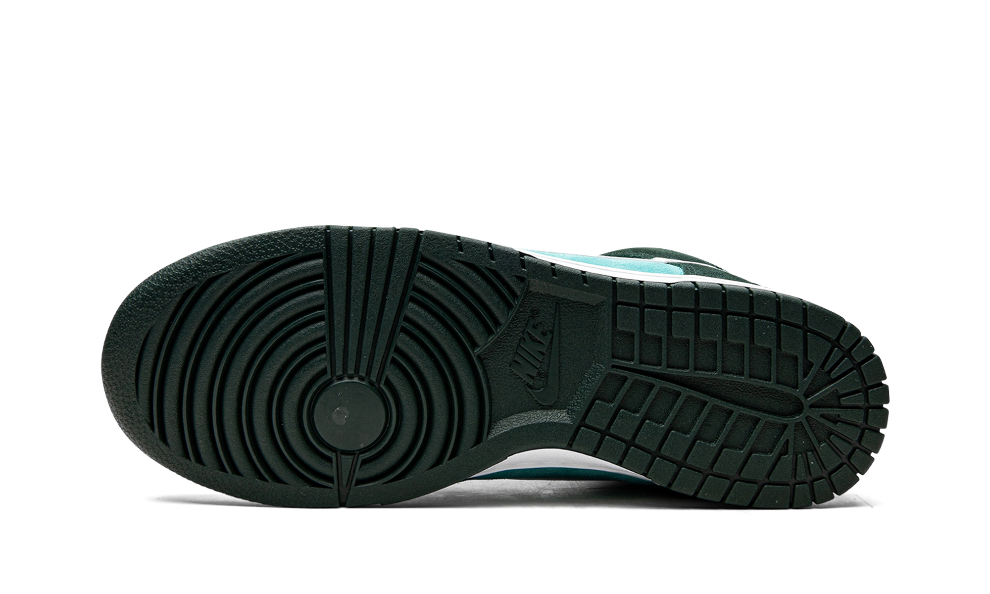 Nike Dunk High Retro SE Athletic Club Pro Green - resellguru.app