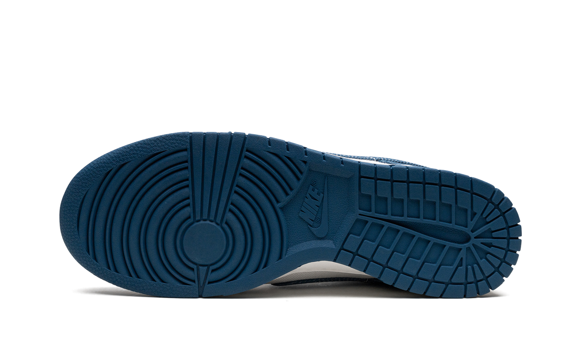 Nike Dunk Low Industrial Blue Sashiko - resellguru.app