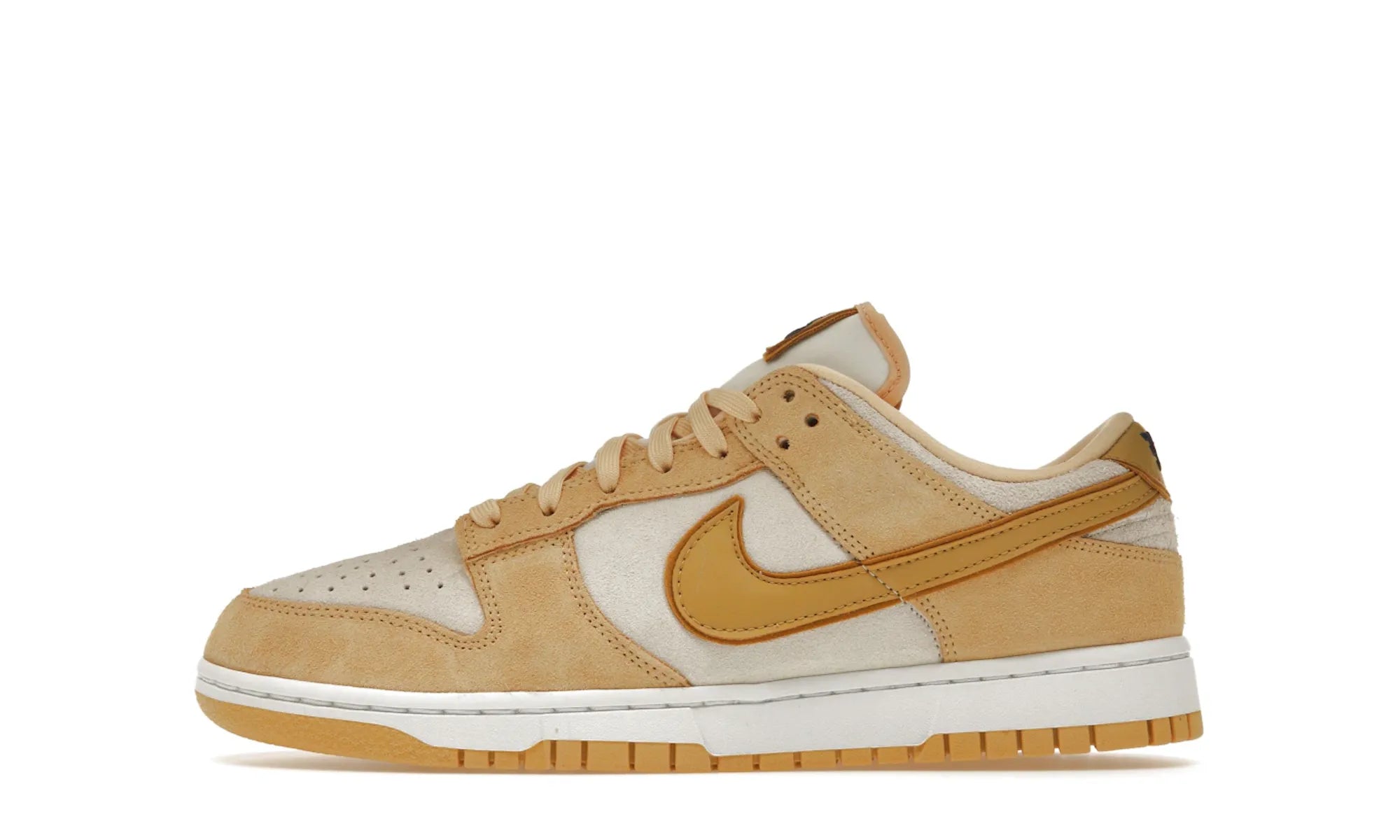 Nike Dunk Low Celestial Gold Suede - resellguru.app