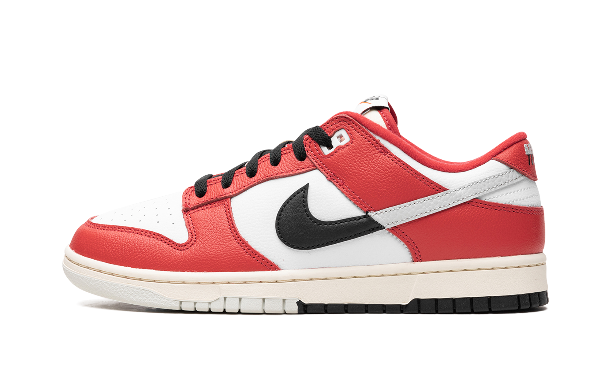 Nike Dunk Low Chicago Split - resellguru.app