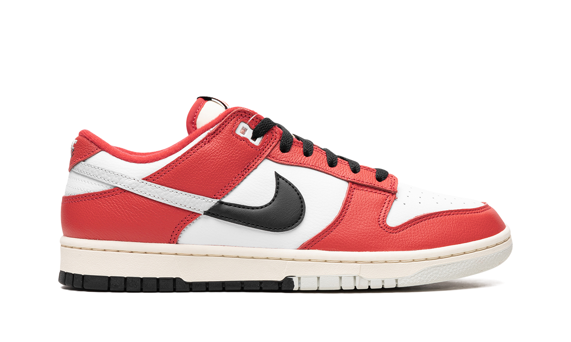 Nike Dunk Low Chicago Split - resellguru.app