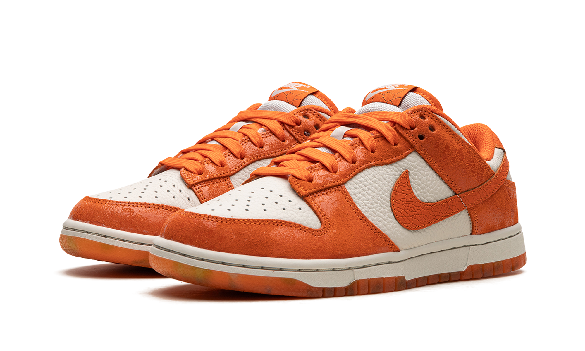 Nike Dunk Low Cracked Orange - resellguru.app