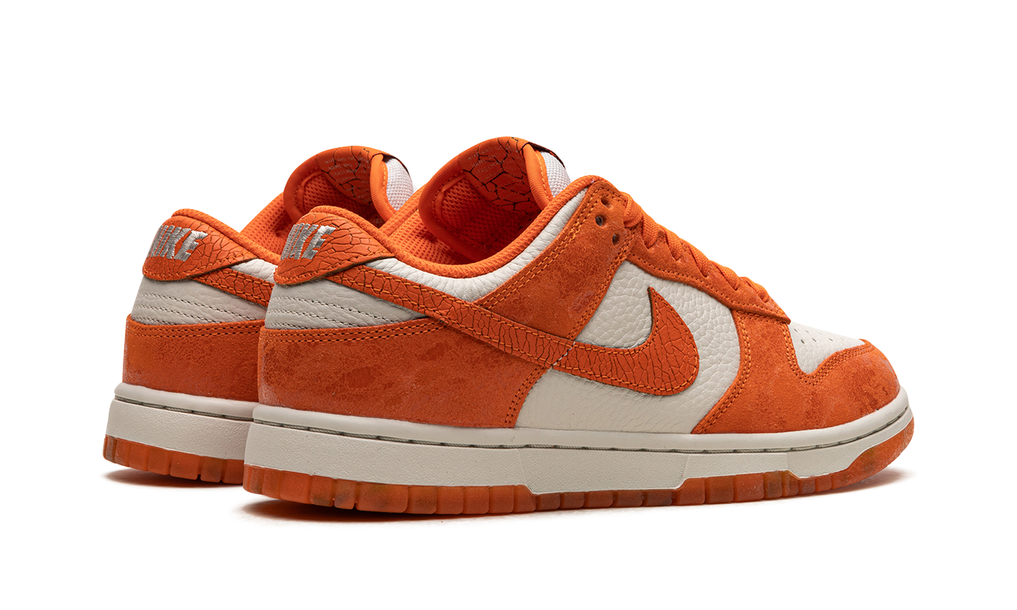 Nike Dunk Low Cracked Orange - resellguru.app