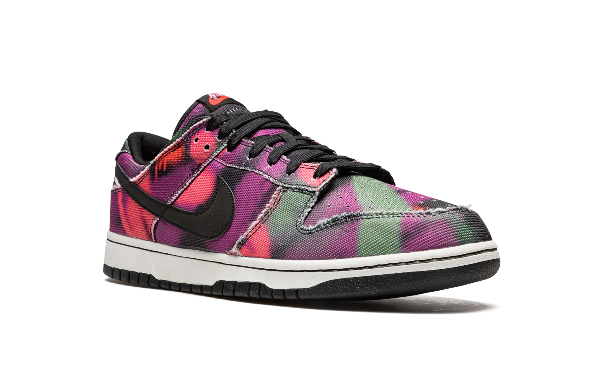 Nike Dunk Low Graffiti Pink - resellguru.app