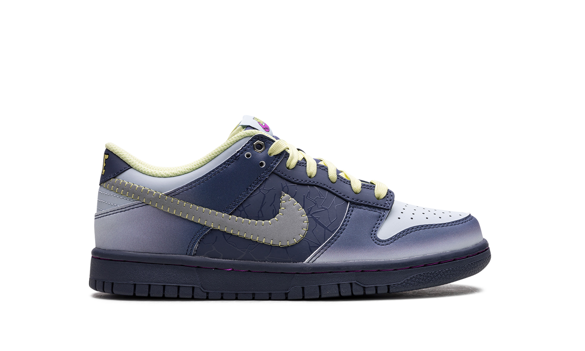 Nike Dunk Low Halloween I Am Fearless - resellguru.app